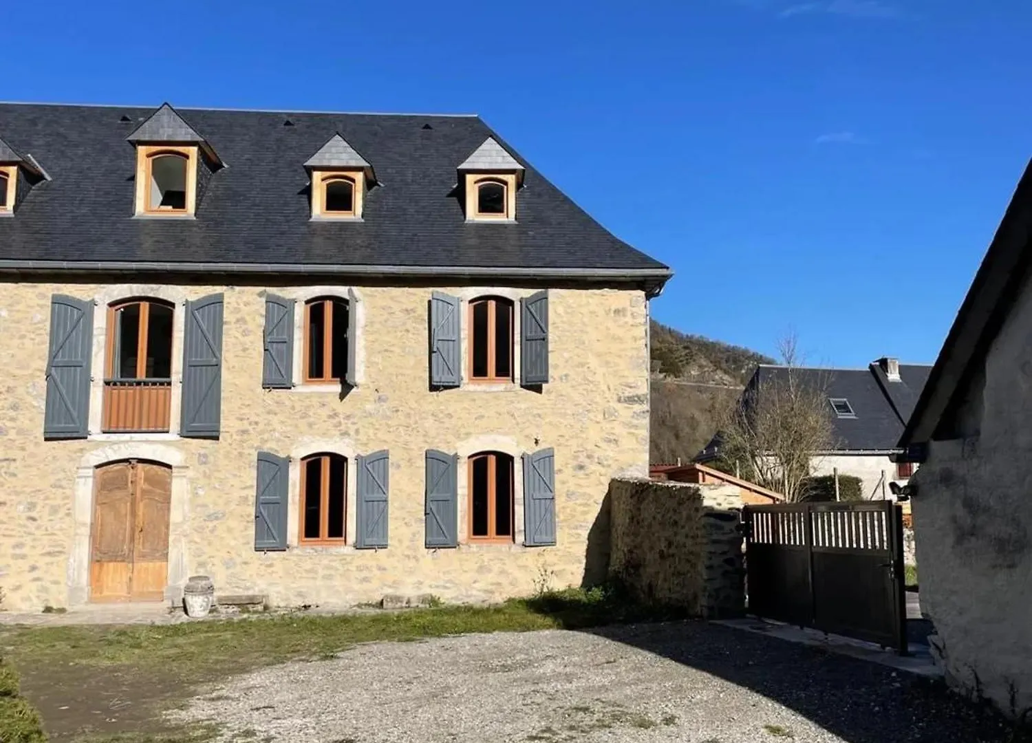 بيت للعطل Maison Spacieuse A Guchen Avec Jardin Et Barbecue